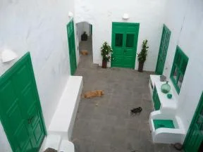 Restored Haría house with 1,452 m² plot