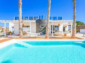 Boutique seaside villa with five suites