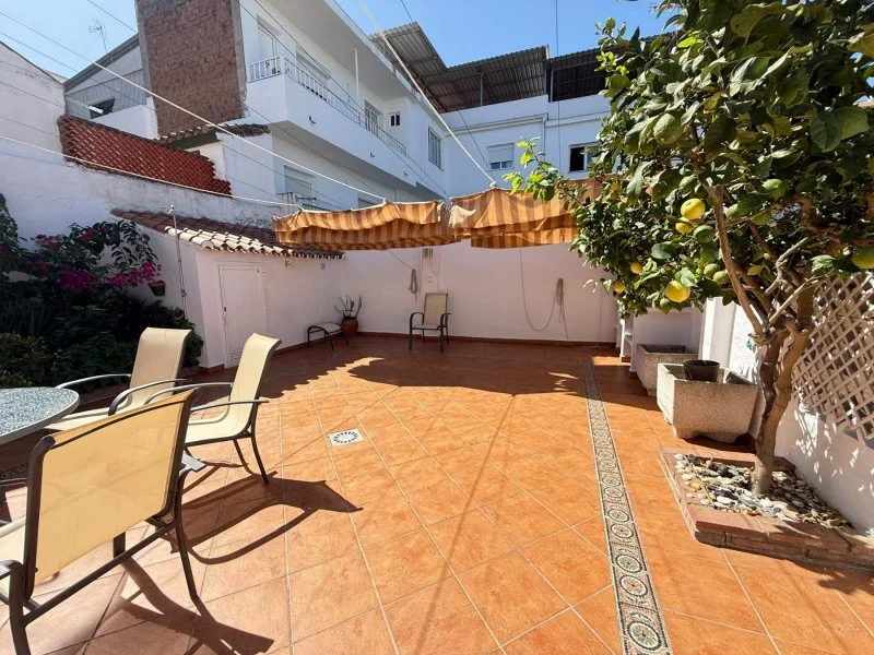 Casa céntrica en San Roque con patio