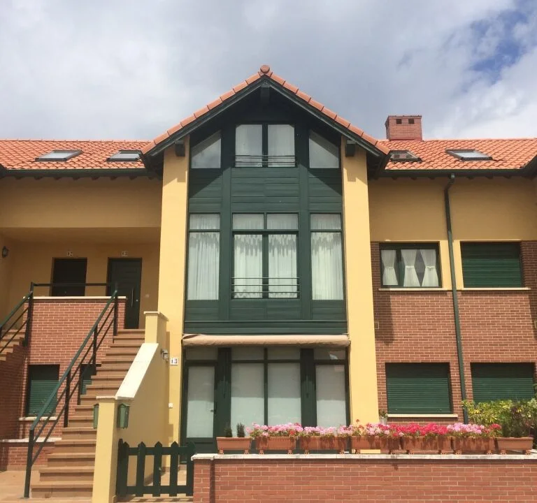 Seaside duplex in San Vicente