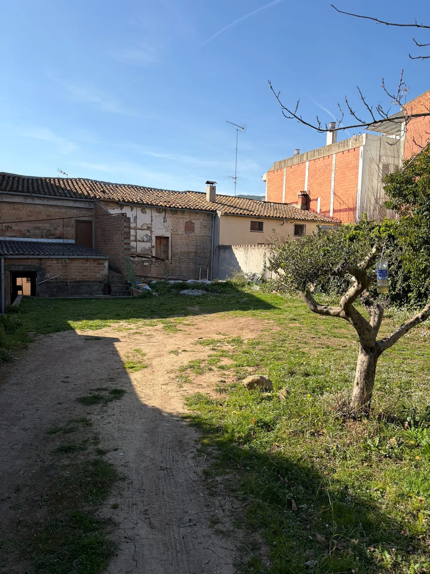 Central Torrelles urban redevelopment site