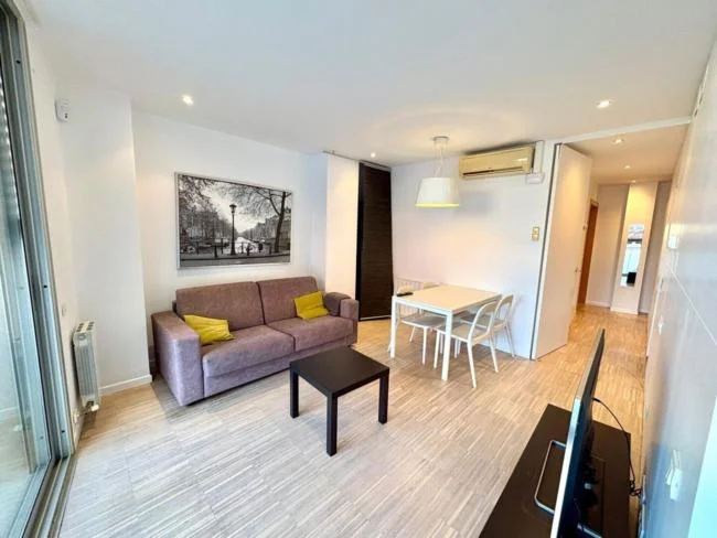 Bright Gràcia flat, 1 bedroom