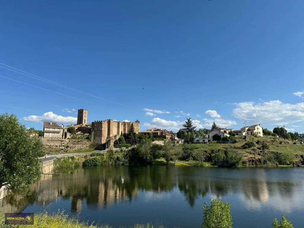 Adosado en Buitrago, cinco dormitorios