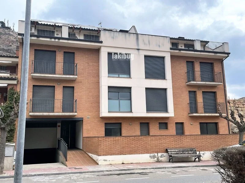Tenanted Artesa flat, 2 bedrooms