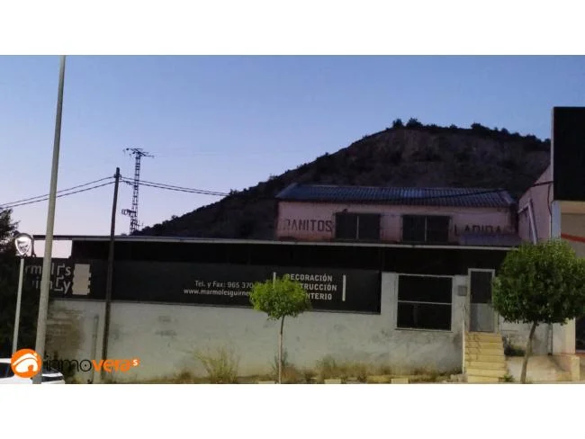 Oportunidad de terreno o nave en Petrer