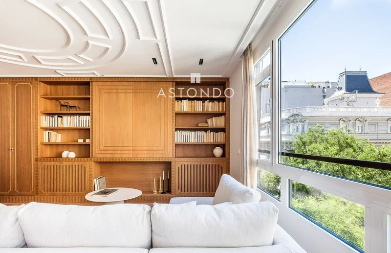 Piso reformado en Almagro, 174 m²