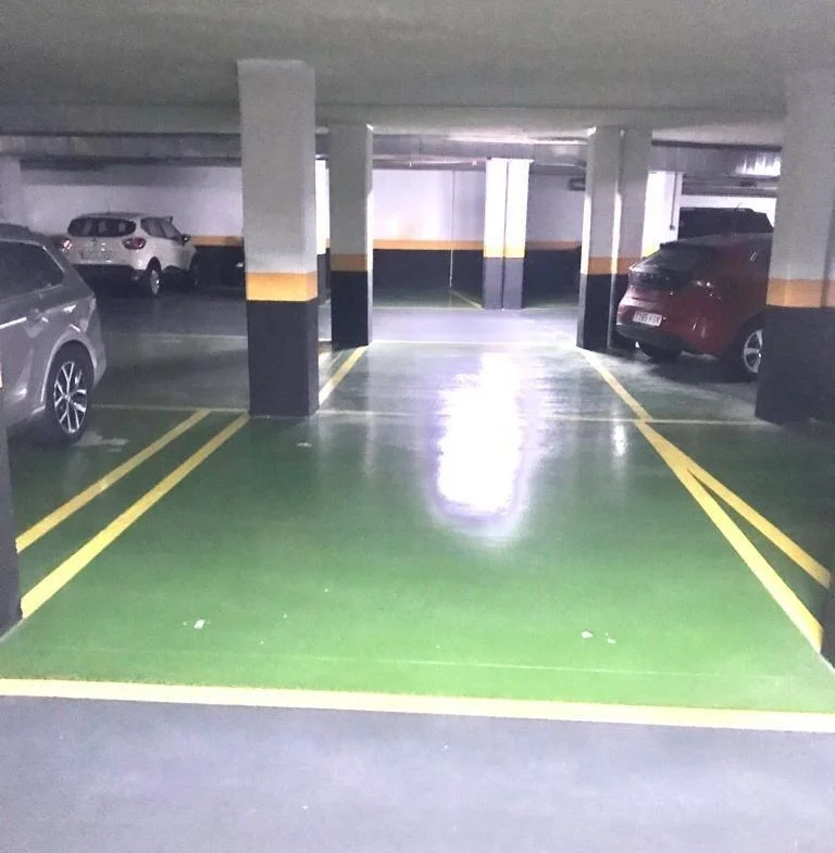 Garaje amplio en Arganda, 20 m²