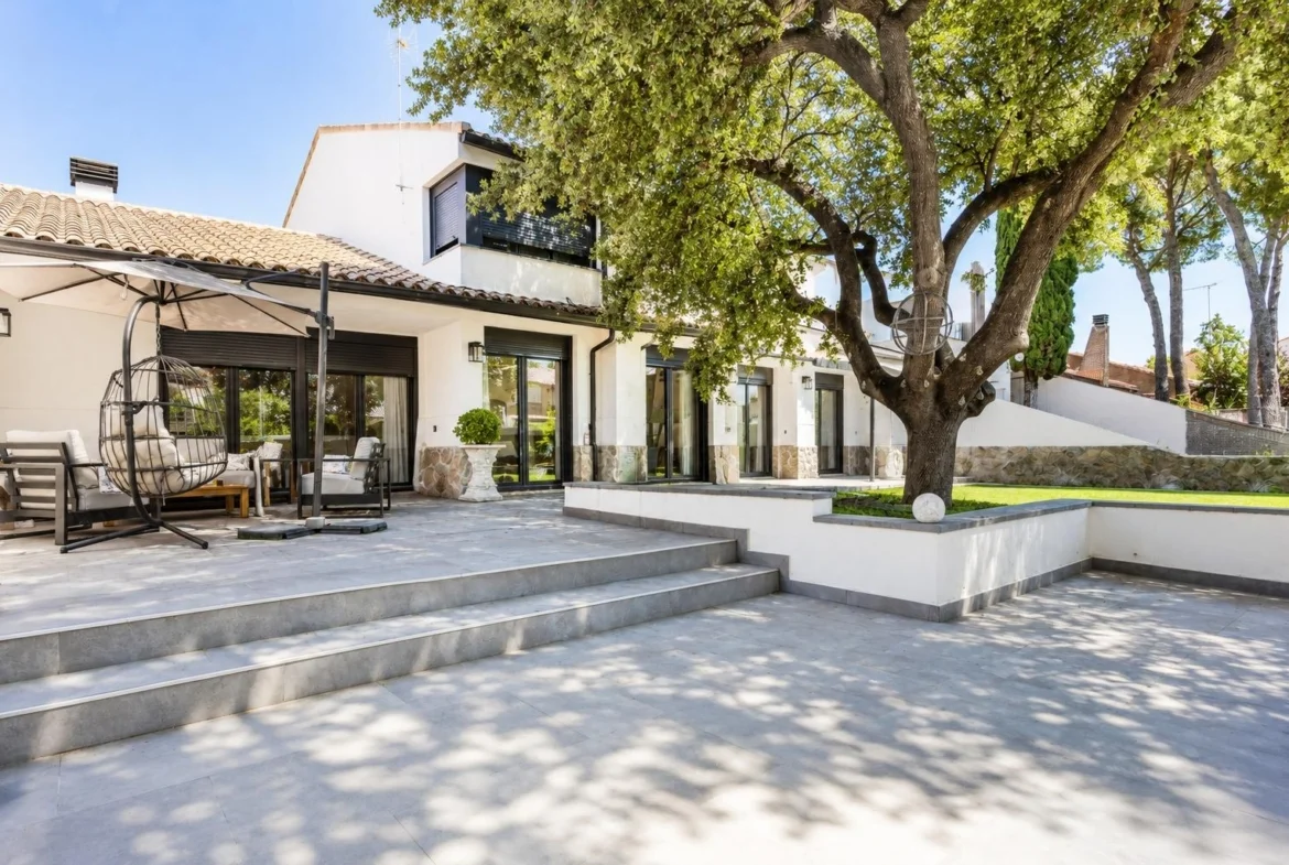 Villa amplia en Parquelagos, seis dormitorios