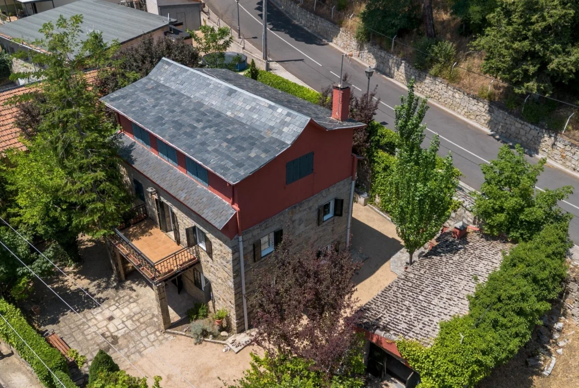 Navacerrada chalet with rental potential