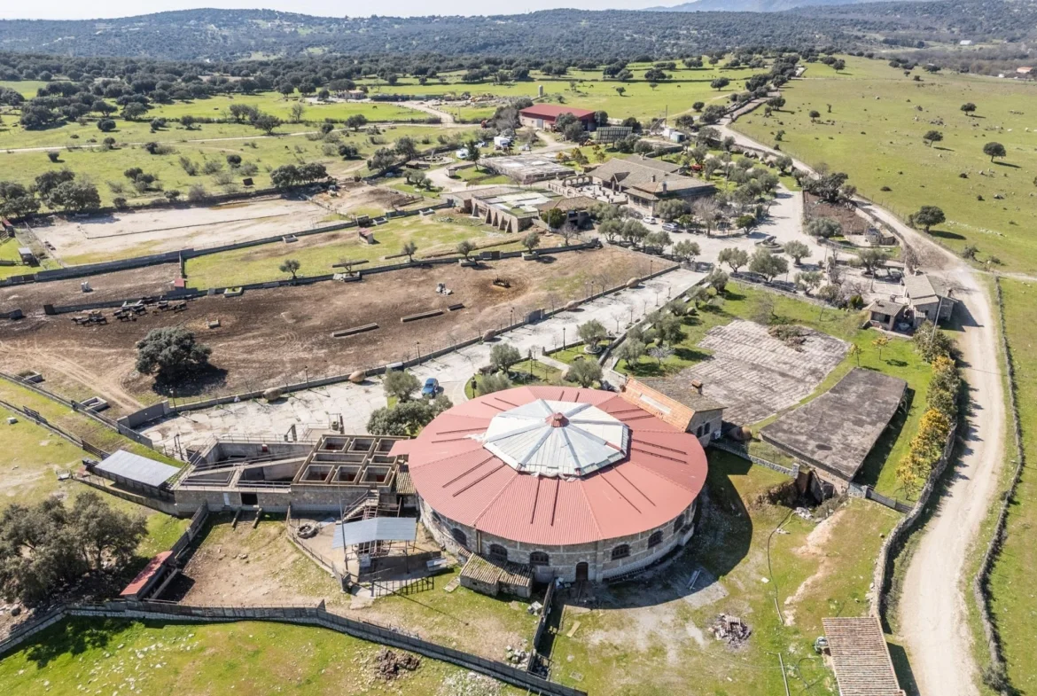 Luxury livestock and events estate