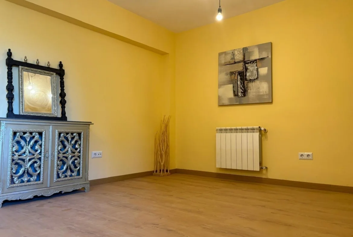 Piso madrileño parcialmente reformado, dos dormitorios