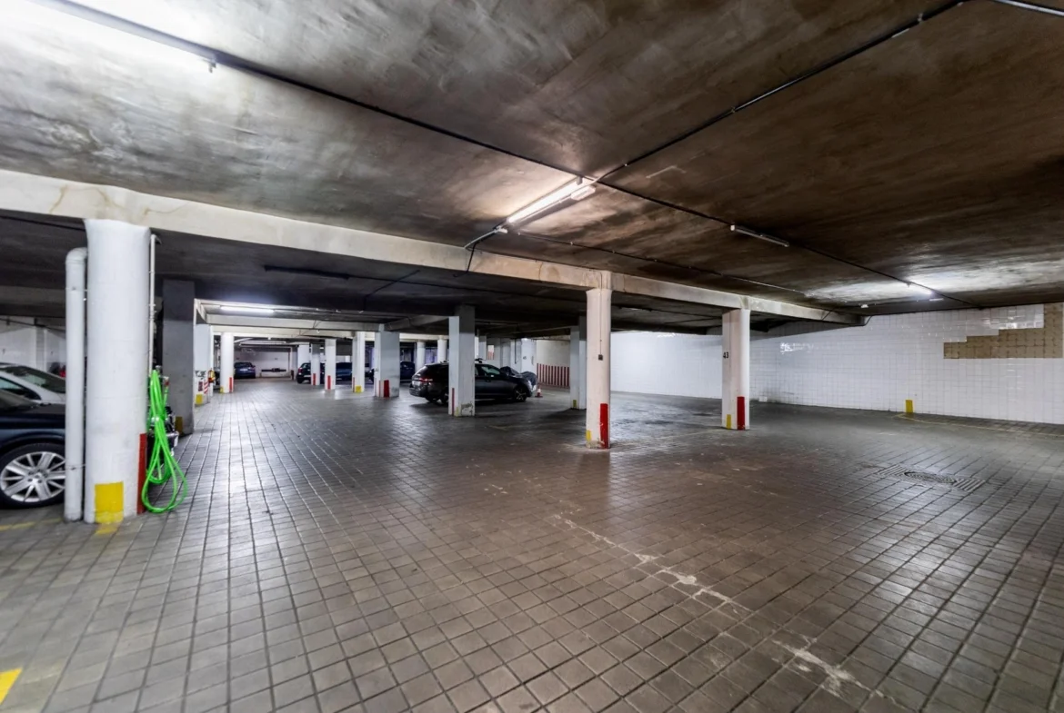 Garaje para coche grande en Ibiza, 10 m²