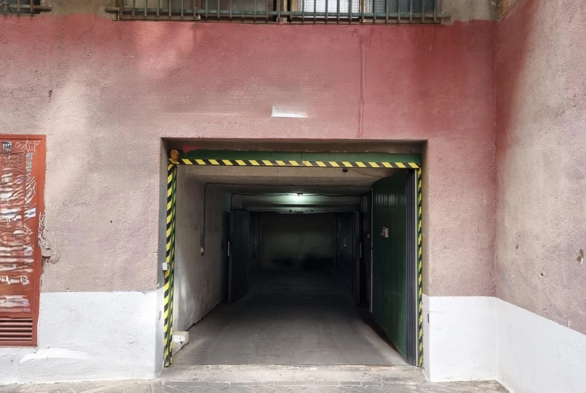 Garaje para dos coches en Chamberí