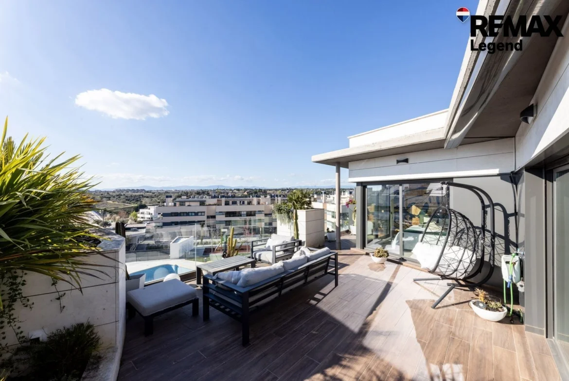 Ático de lujo con gran terraza privada