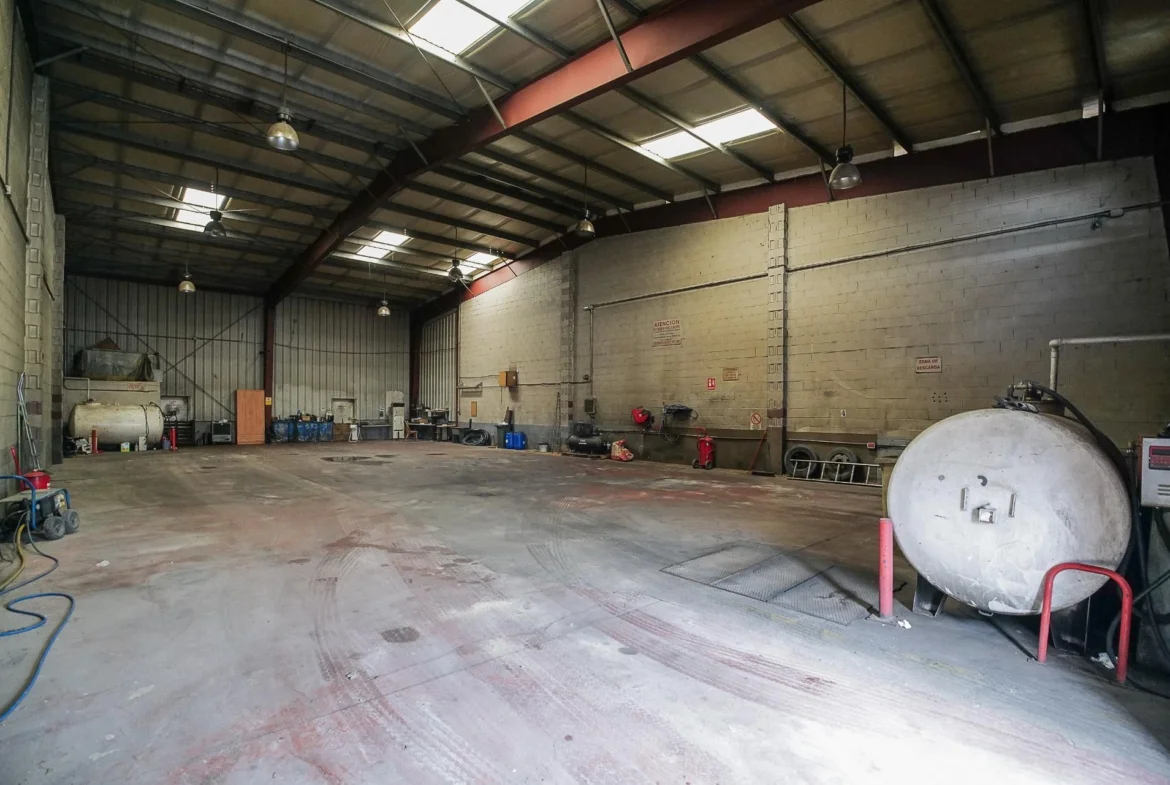 Nave industrial diáfana en Alpedrete