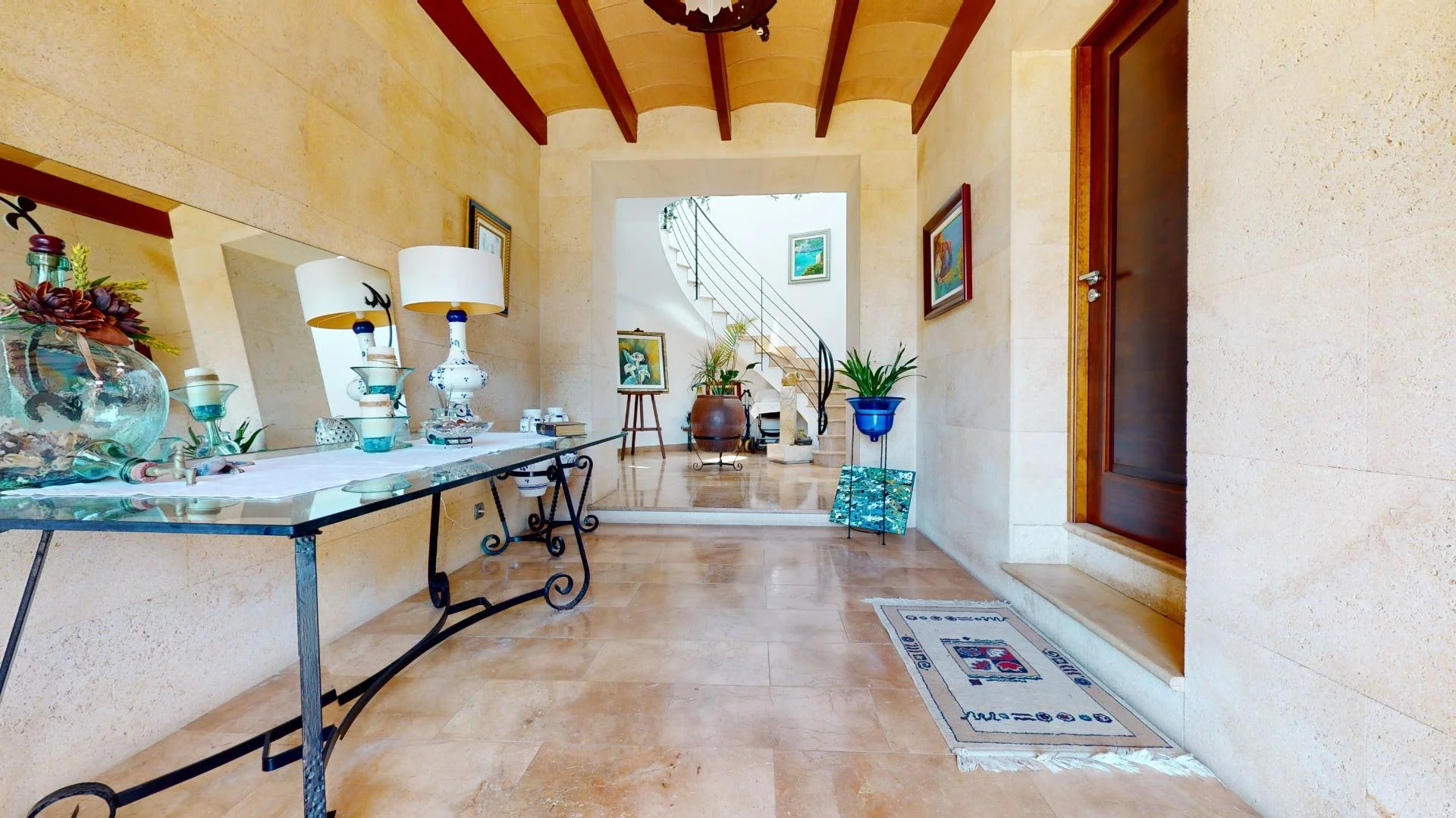 Gran villa con vistas a la bahía, 683 m²