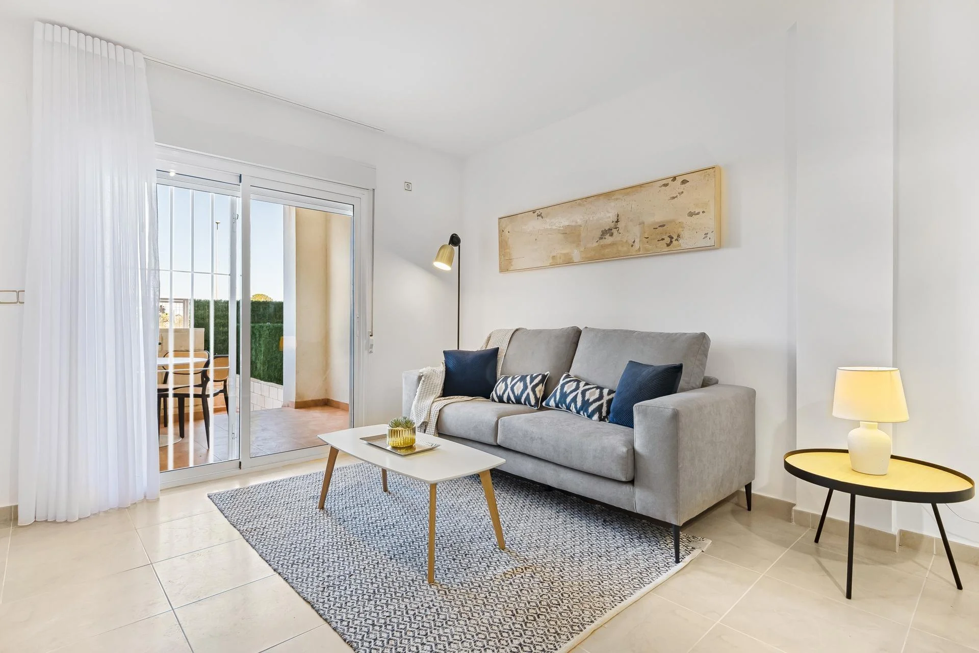 Apartamento costero con terraza de 47 m²