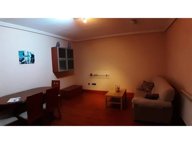 Apartamento bajo con zonas comunes