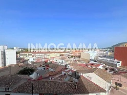 Good-condition Favara flat, 3 bedrooms