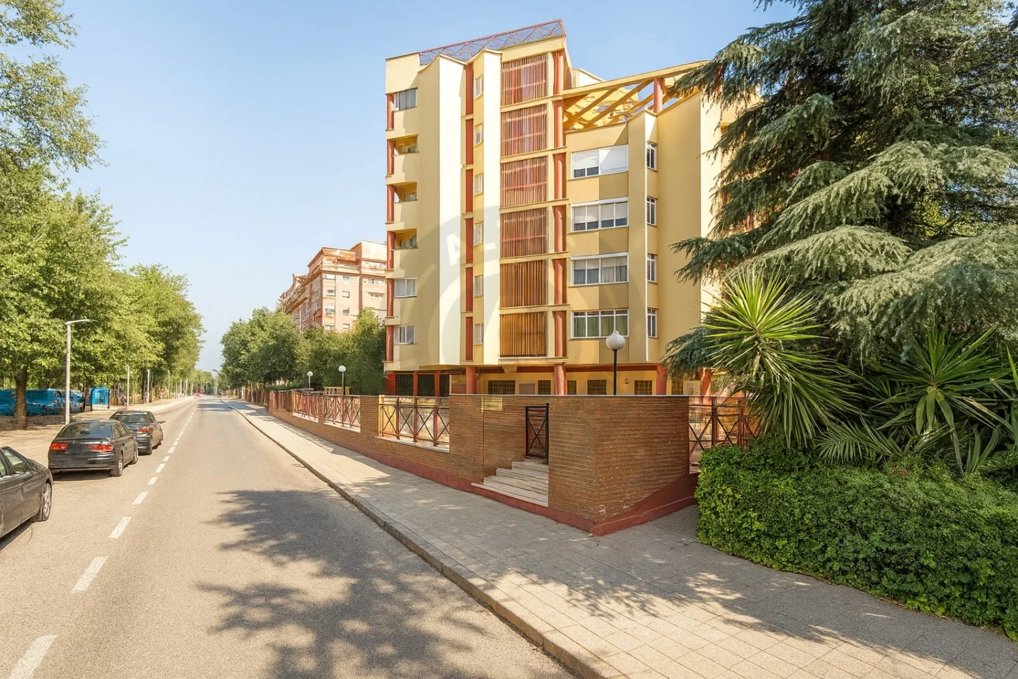 Cáceres commercial unit, 58 m²