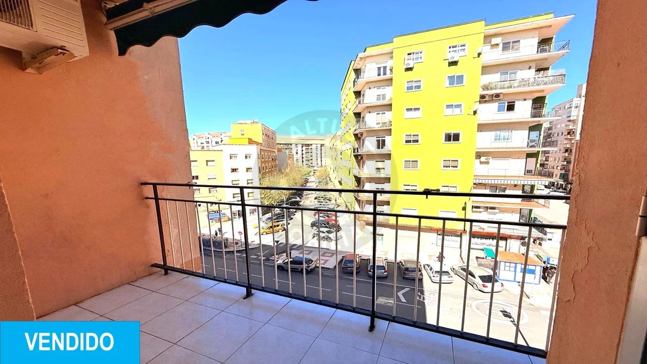 Central Cáceres flat, 3 bedrooms