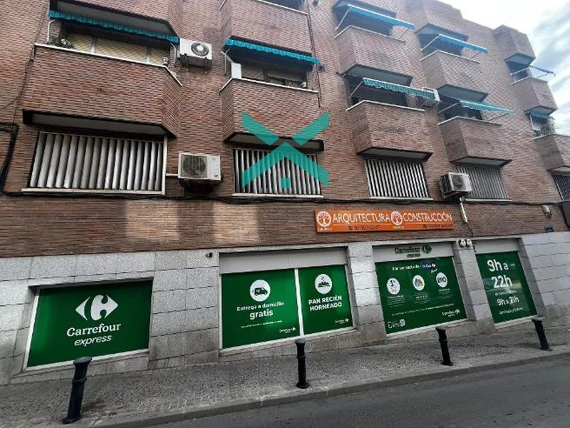 Oficina céntrica en Arganda, 253 m² y seis estancias