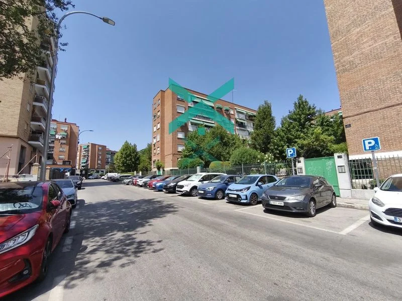 Well-kept three-bedroom flat in Carabanchel