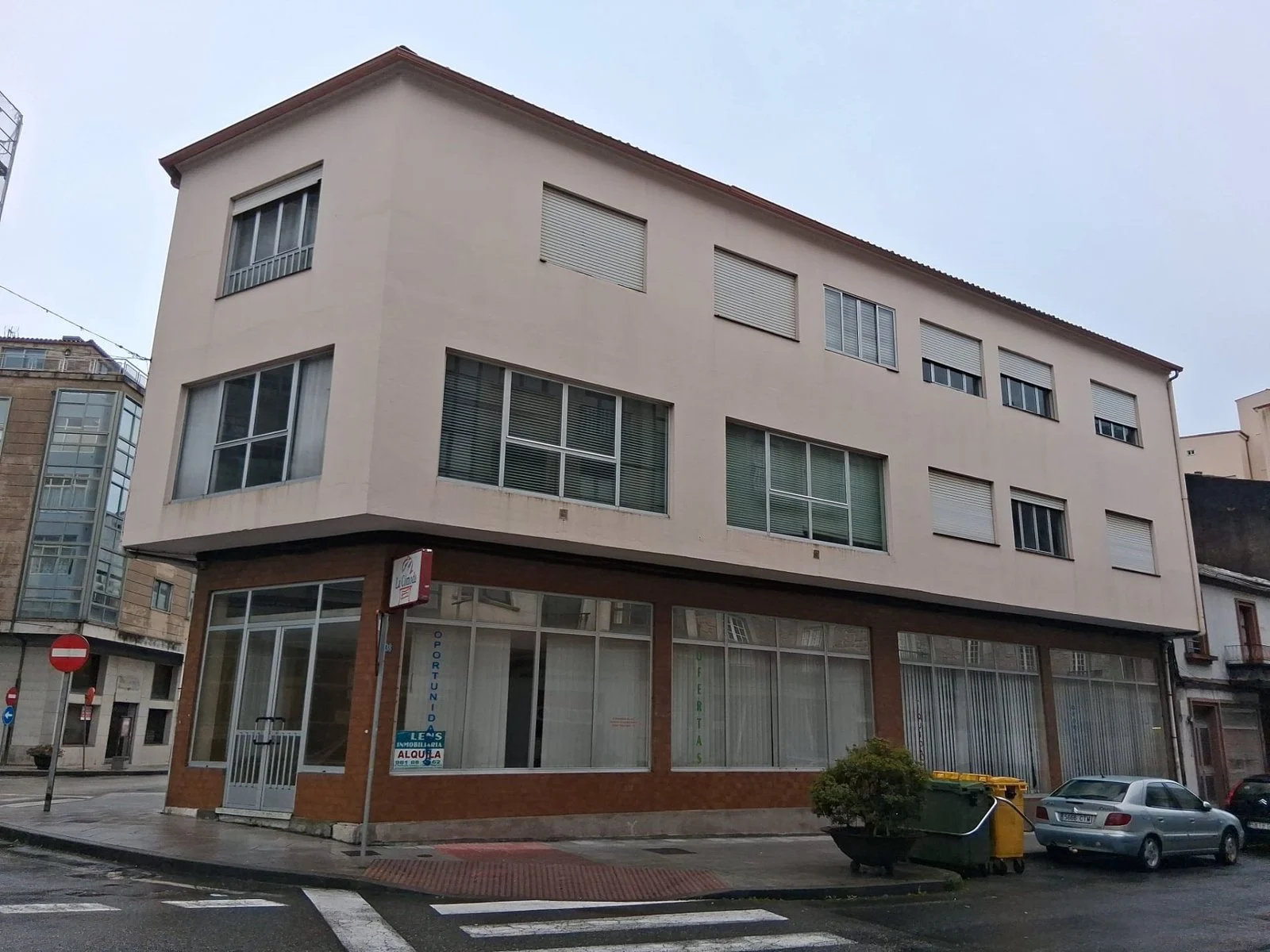Edificio residencial para rehabilitar en Negreira