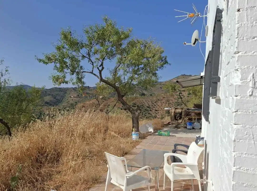 Rural estate with 90 m² home