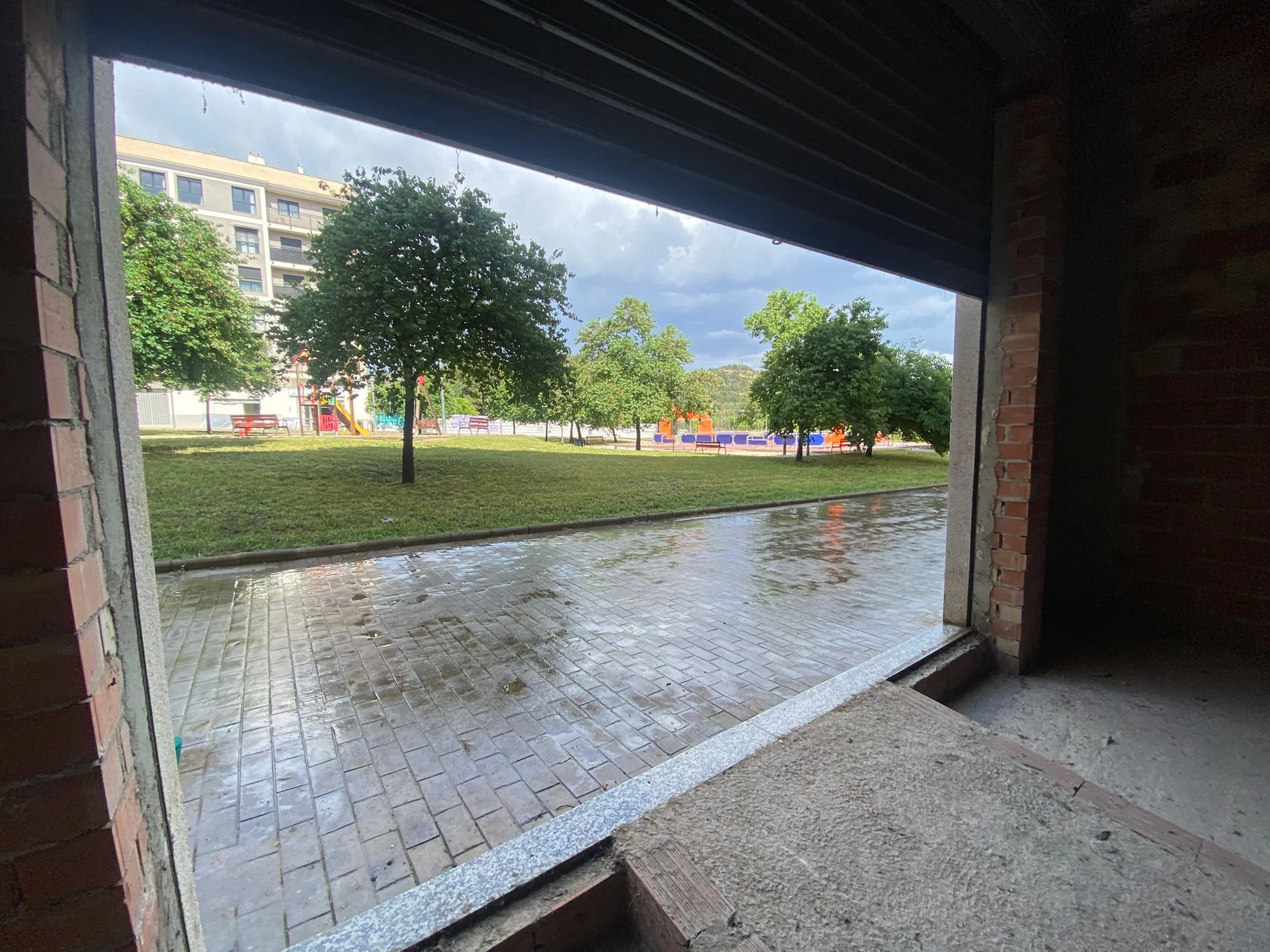 Commercial unit in Buñol, 108 sqm