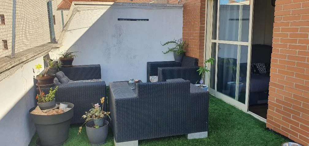Renovated penthouse with 30 m² terrace