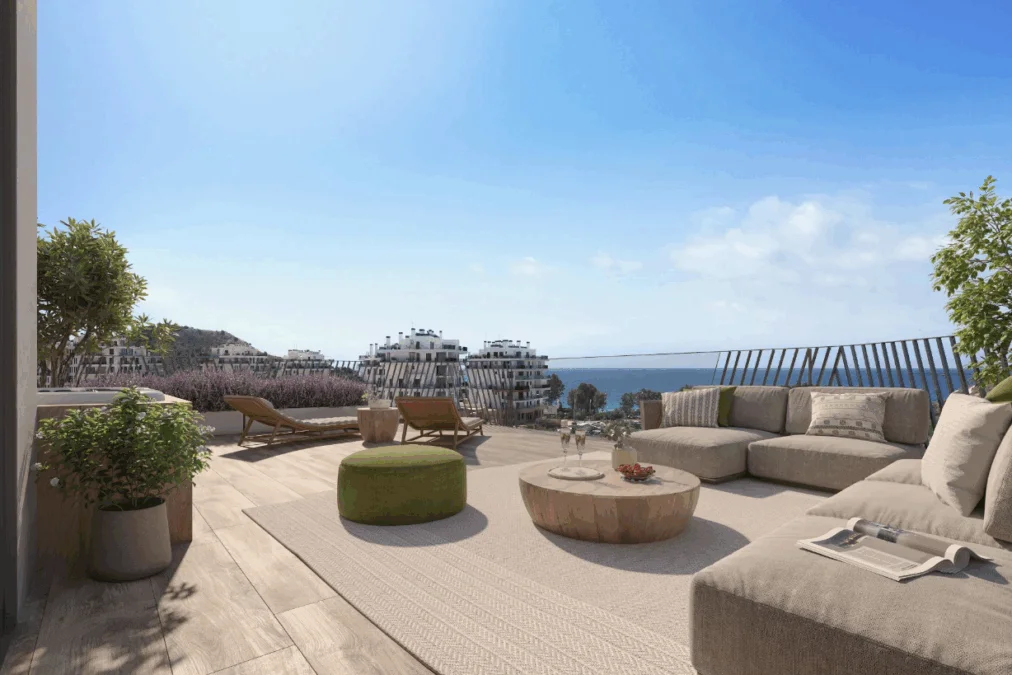 New-build coastal apartment, 3 bedrooms
