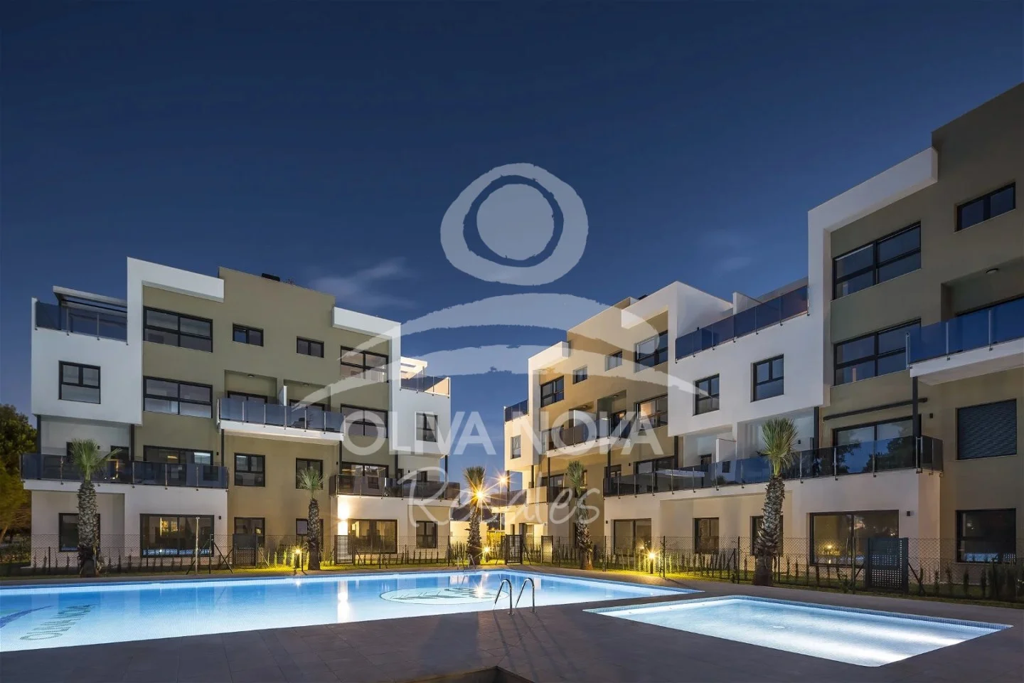 Golf-side duplex penthouse near beach