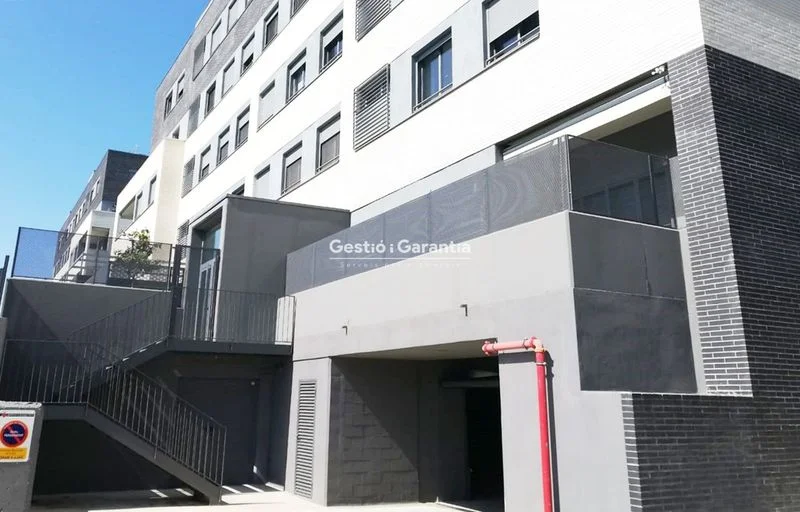 New-build parking spaces in Montcada