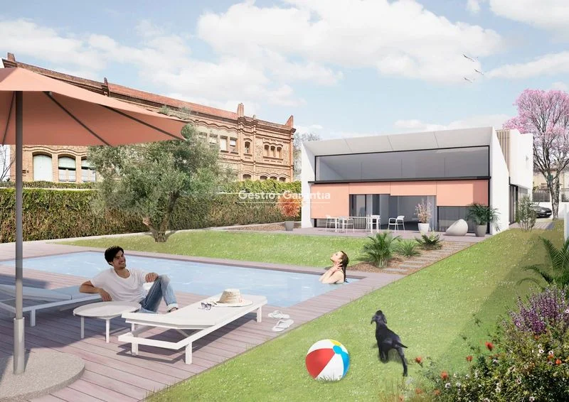 Barcelona land with house project