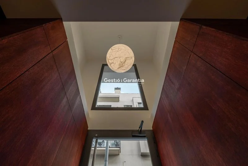 Duplex in Gràcia with private pool