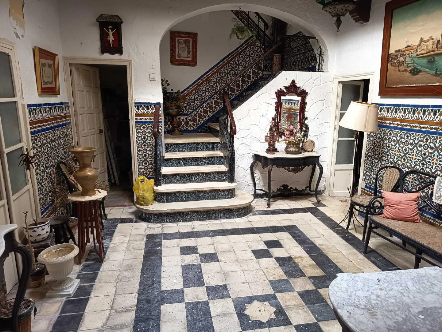 Casa grande en el centro de Rota, 12 dormitorios