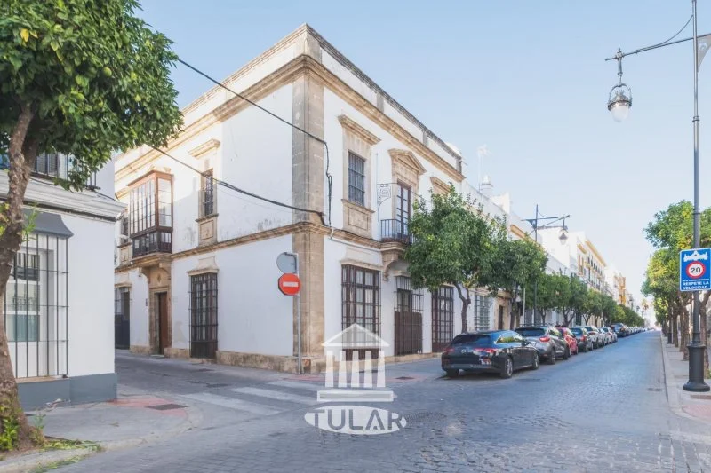 Casa palacio restaurada en Centro