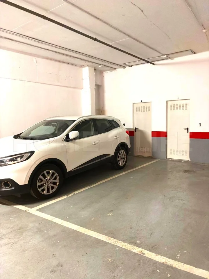 Garaje y trastero en Puerto Marina