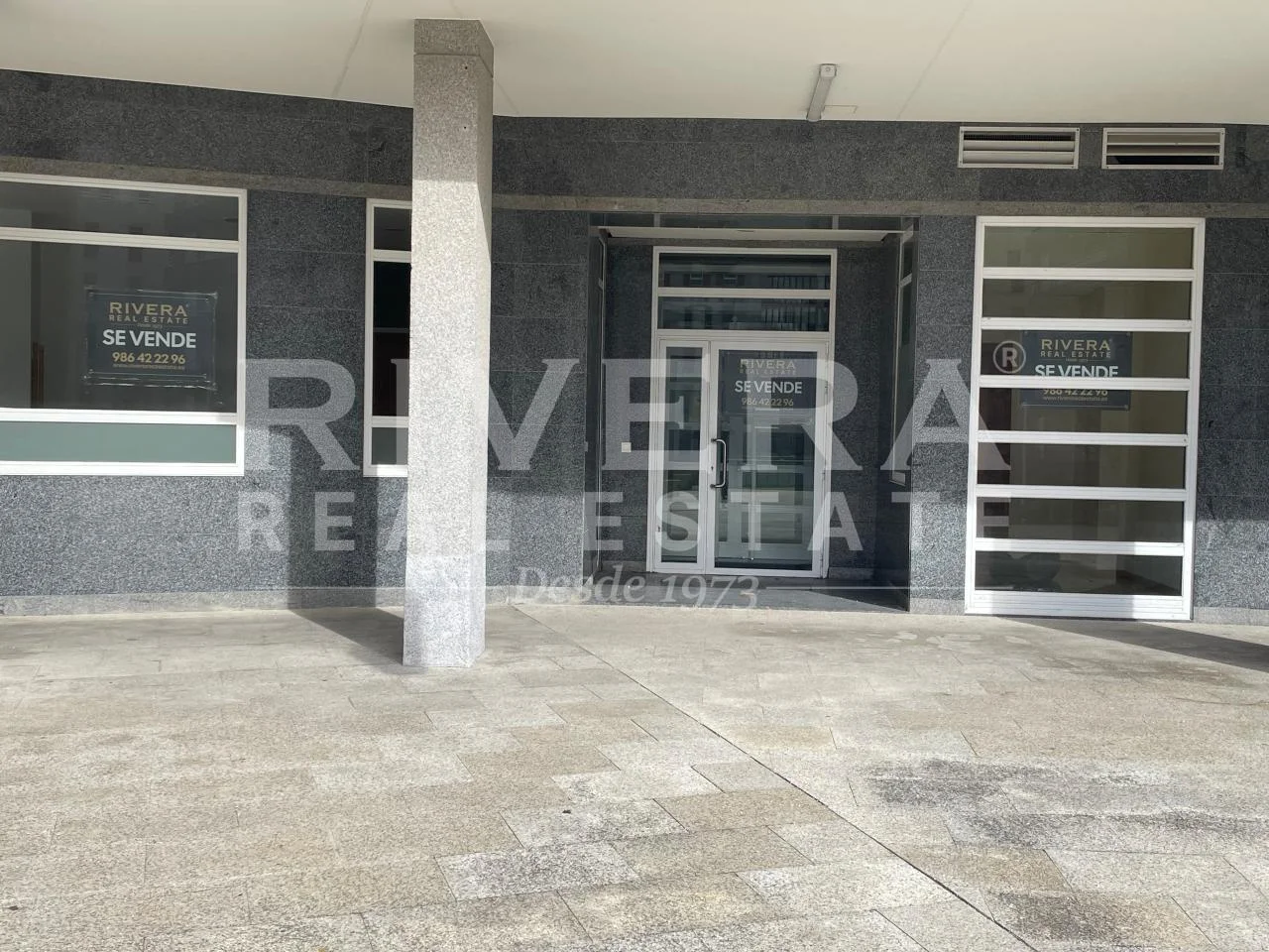 Local comercial céntrico en Sanxenxo, 160 m²