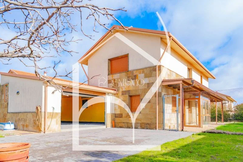 Chalet independiente cerca de Salamanca, 4 dormitorios