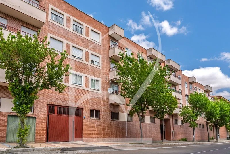 Inversión en garajes en varias calles de Salamanca