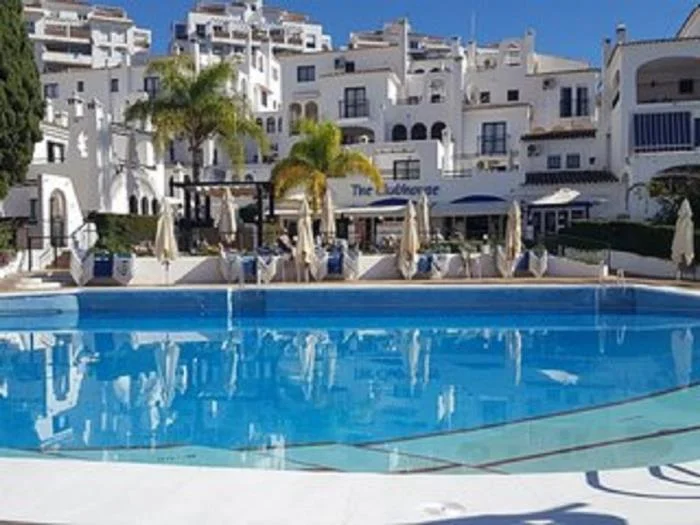 Apartamento vacacional amueblado cerca de la playa