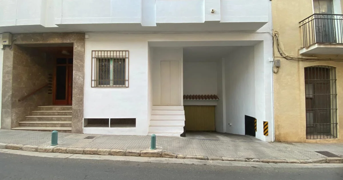 Central Pego commercial unit, 122 m²
