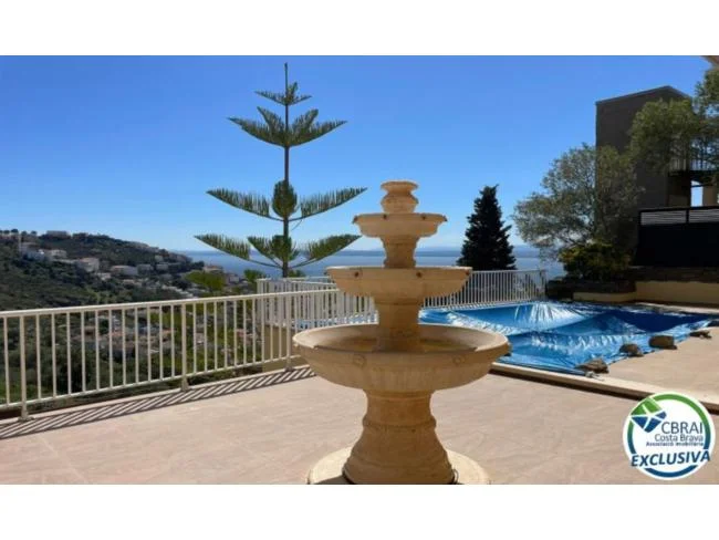 Chalet con vistas a la bahía y 3 dormitorios