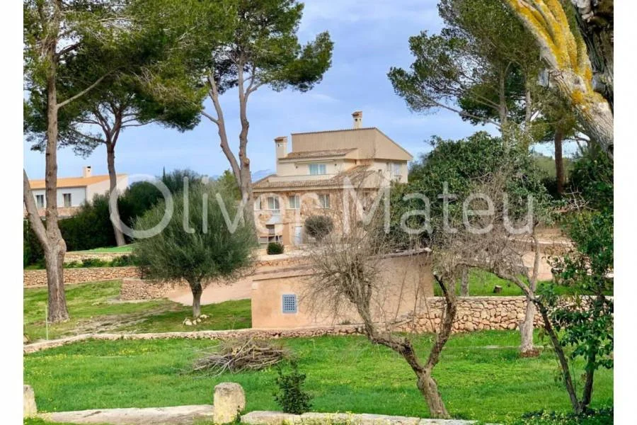 Casa reformada cerca de Palma, cinco dormitorios
