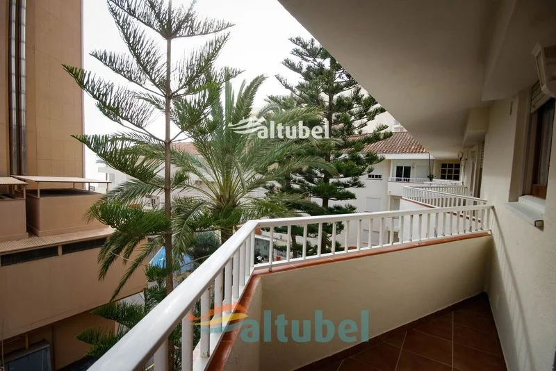Beachside apartment with parking, 2 bedrooms