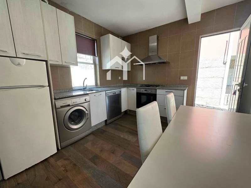 Reformed house with 640 m² plot