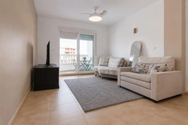 Central El Verger flat, three bedrooms