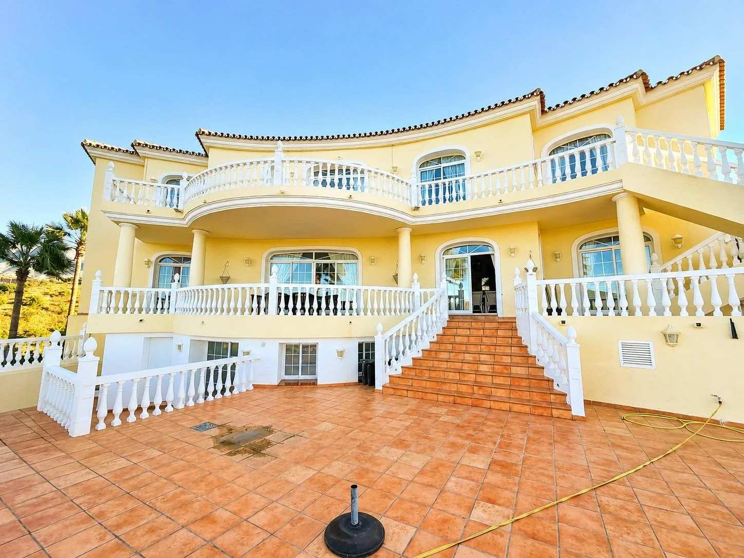 Villa en primera línea de golf con 5 dormitorios